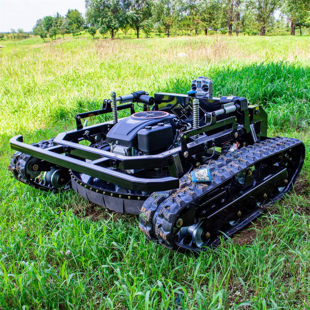 Exportación rusa 22hp Black Samurai versión cross-country cortadora de césped cortadora de césped fabricante tanque pequeño cortadora de césped