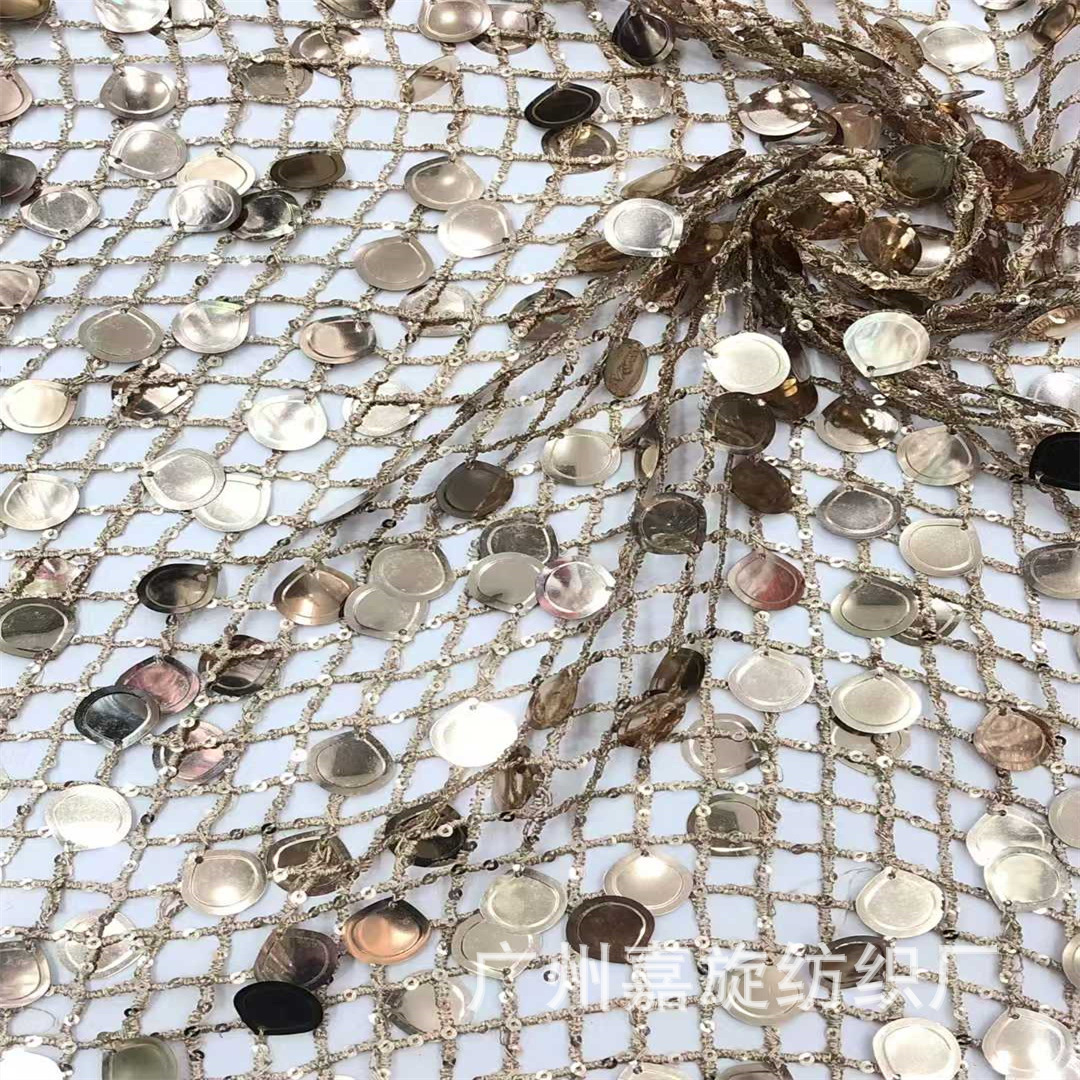 3 + 18mm temperamento de moda gran sequilla decoración tela de malla de cuadrícula otoño invierno nuevo vestido de noche bordado de perlas tela de moda