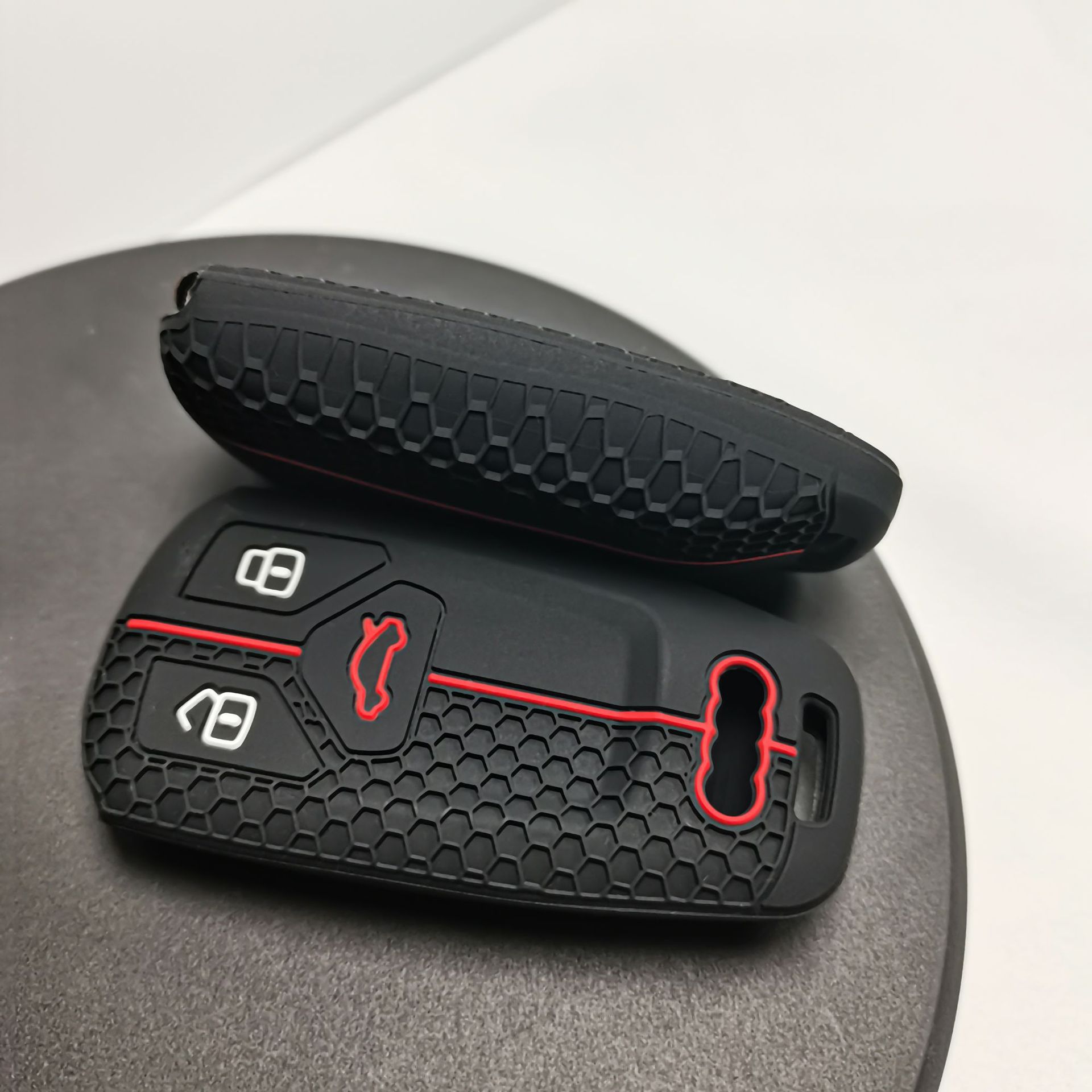 Suitable for Audi 22 silicone key set honeycomb pattern Audi Q7 a5TTRS4 RS5 silicone key set