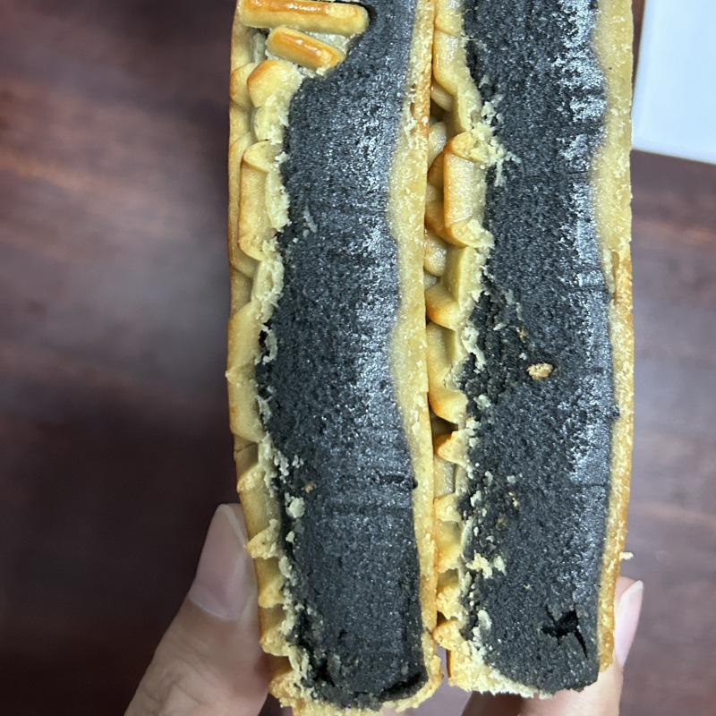 广式火腿伍仁金腿老式五仁叉烧咸蛋黄莲蓉豆沙哈密瓜大月饼老牌子|undefined