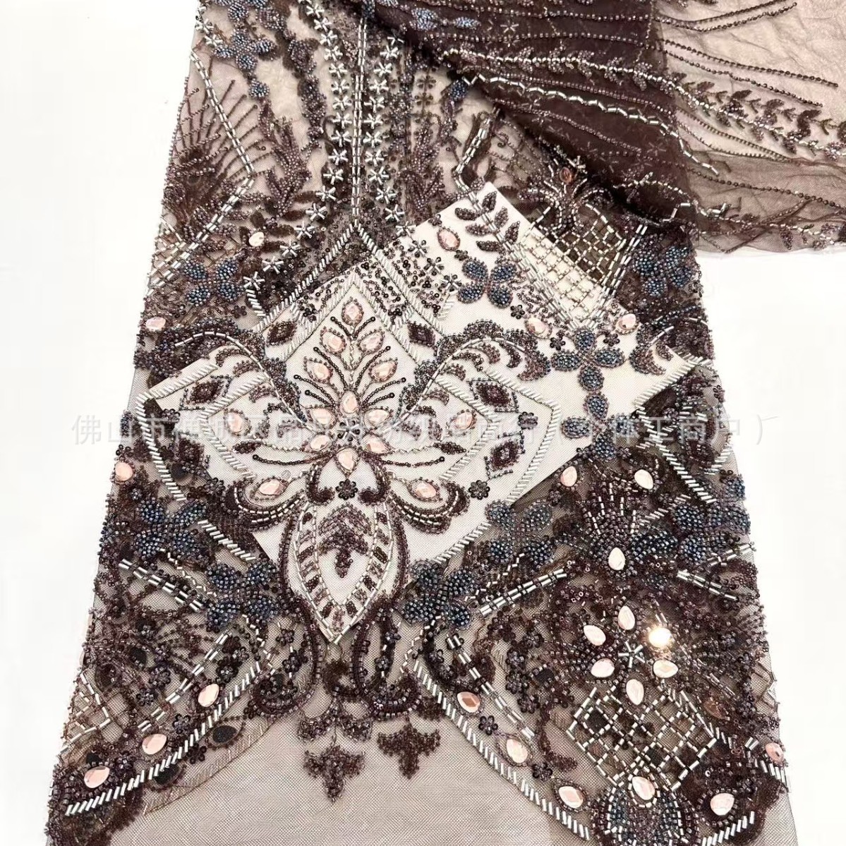 Alta sensibilidad brillante vestido de boda vestido de moda cena falda de pescado vestido tela bordada al por mayor transfronteriza