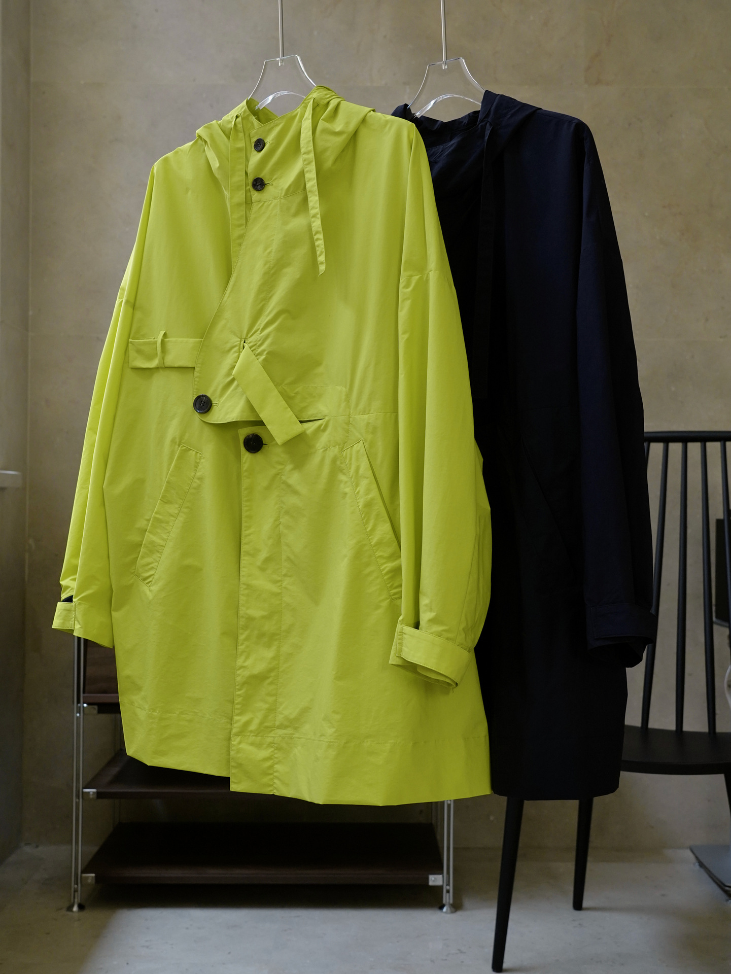 ルーヴル春新作日系カジュアルアウトドアフード付きウインドブレーカーゆったり见せ痩せカジュアルA字版工装コートレディース