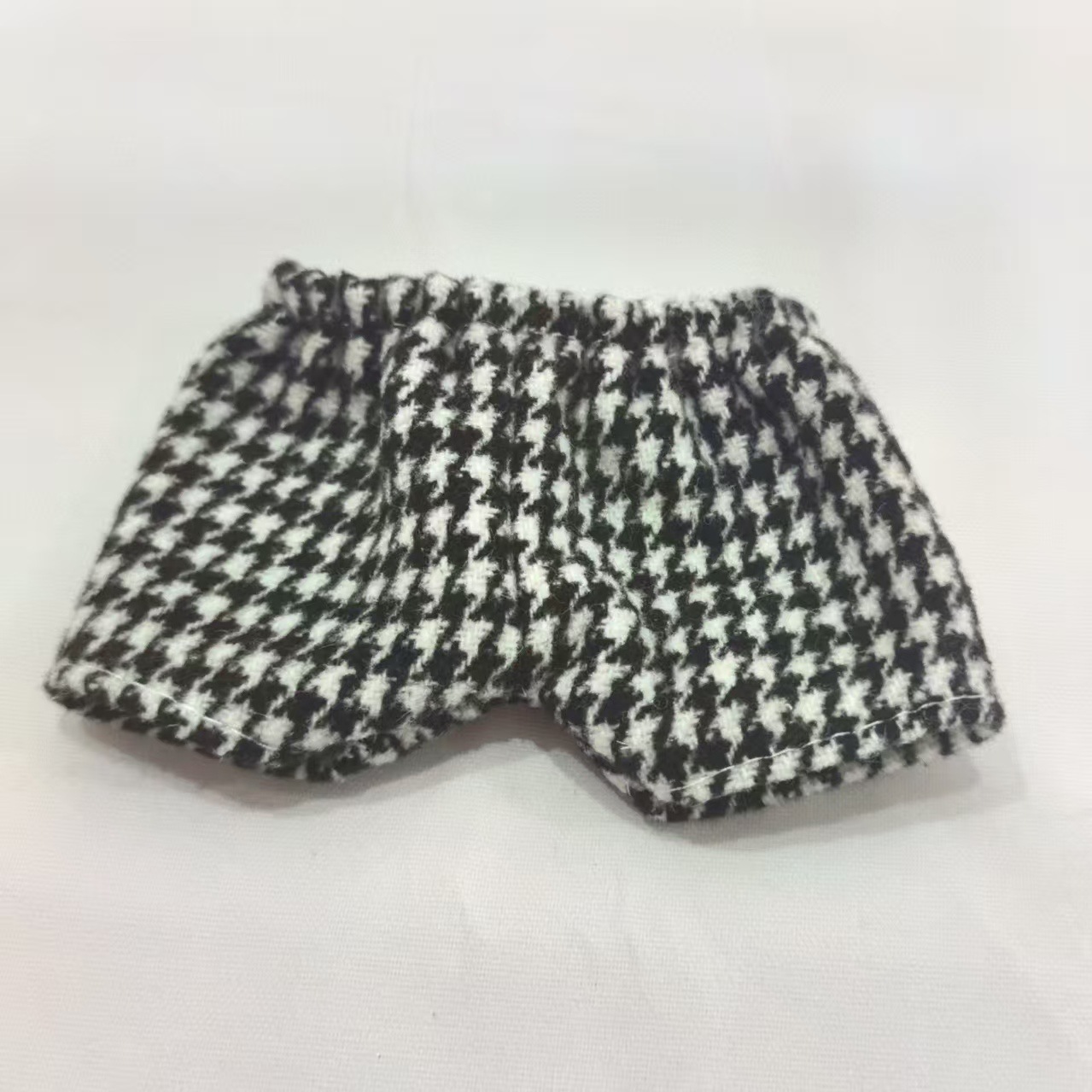 shorts houndstooth / Roupa pendente Labubu 17CM