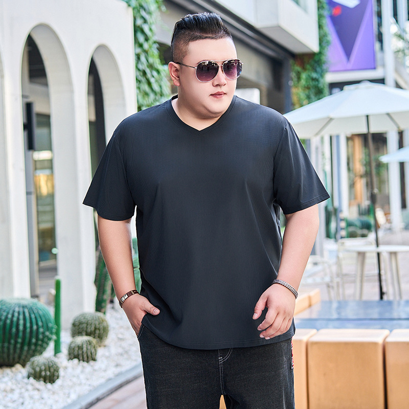 Plus-sized Men's Summer Thin Short-sleeved plus size Loose V-neck T-shirt Fat Base Shirt Ice Silk Cool T-shirt