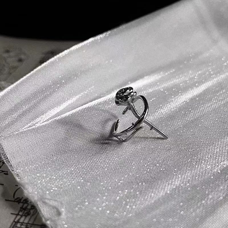 Daifa espina Rosa ins diseño de nicho simple clip de hueso de oreja de alto grado estilo frío de moda clip de oreja sin oreja