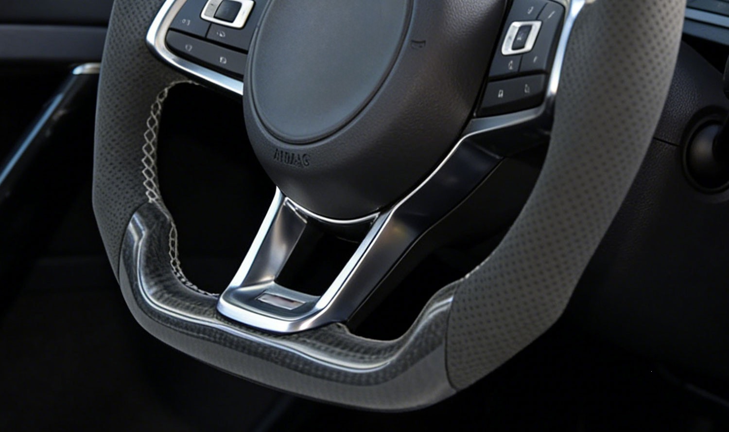 Suitable for Golf 7 GTI Golf7, carbon fiber RLINE sports steering wheel, white return-to-center mark with cover