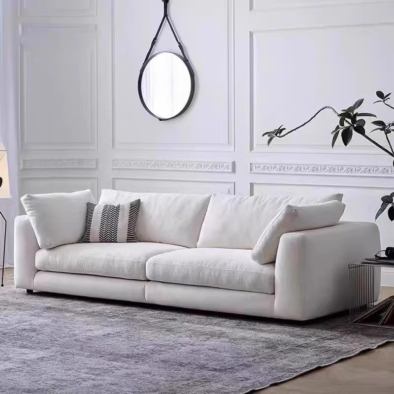 Sofá de tela de estilo crema de viento silencioso pequeño tipo de casa sala de estar mezcla de sofá de pluma desmontable y lavable de estilo medieval
