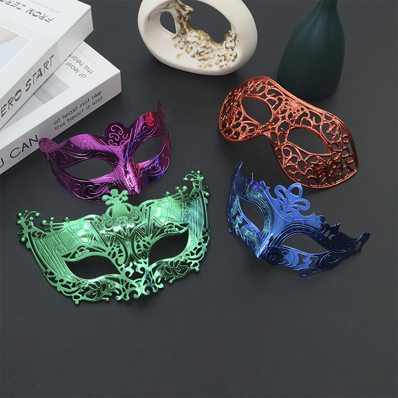 Venta caliente transfronteriza galvanoplastia calada Carnaval de Halloween multicolor de media cara Los hombres admiten máscara de fiesta máscara de bar