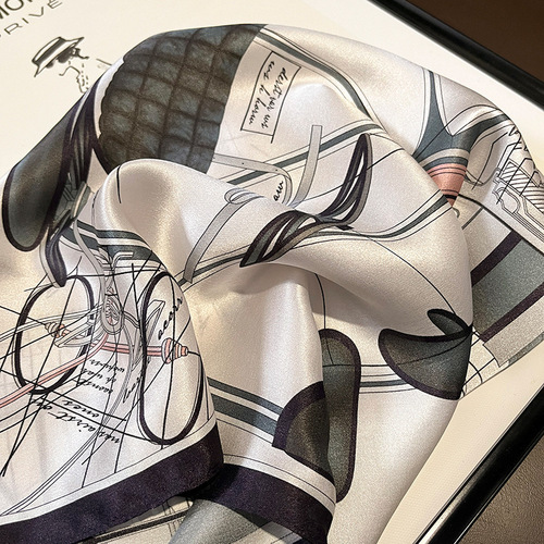 Spring and summer retro British medieval mechanical style light mulberry silk scarf women's 53 square scarf neck scarf