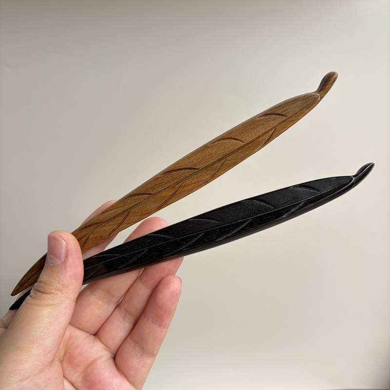 Wooden Hairpin "Early Autumn Guest House" Chinese Style Sandalwood High-End Hairpin Ancient Style Han Dynasty Cheongsam Handmade Leaf Wooden Hairpin Wooden Hairpin "Early Autumn Guest House" Chinese Style Sandalwood High-End Hairpin Ancient Style Han Dynasty Cheongsam Handmade Leaf Wooden Hairpin