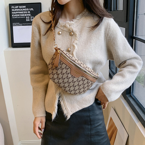 Trendy chest bag, Instagram-inspired design—fashionable women's winter casual all-match mini waist pack