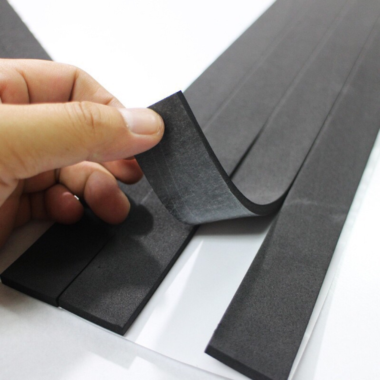 自粘实心密封条 EPDM密封条门窗耐高温硅胶条硅胶防撞密封