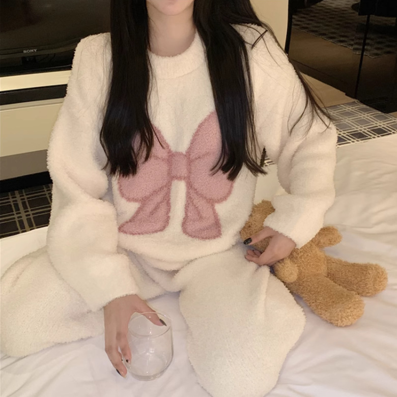 Al por mayor transfronterizo nuevo pijama de mujer otoño invierno engrosado con terciopelo dulce lindo mitad terciopelo red explosión ropa de hogar cubierta