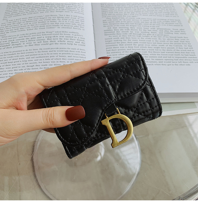 2021 Autumn And Winter New Trendy Fashion Folding Ladies Rhombus Embroidery Thread Wallet display picture 39