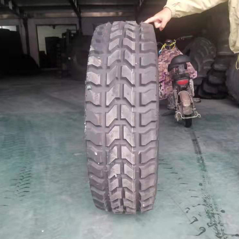 越野车轮胎37x12.5R16.5LT 东风猛士越野全钢真空工程机械轮胎