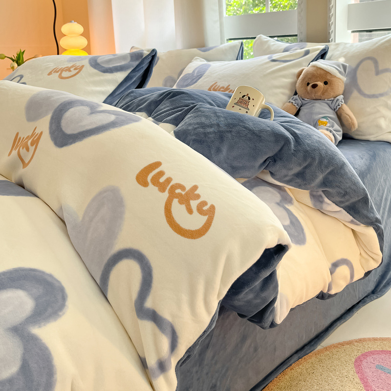 Juego de cama de lana de leche de invierno de cuatro piezas 2024 nuevo juego de sábanas de lana de coral de tres piezas