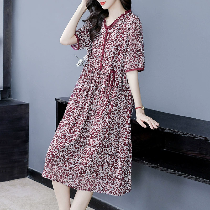 Летнее свободное платье больших размеров с цветочным принтом и короткими рукавами для ушей, уменьшающее Возраст платье для молодых мам, женщин среднего возраста