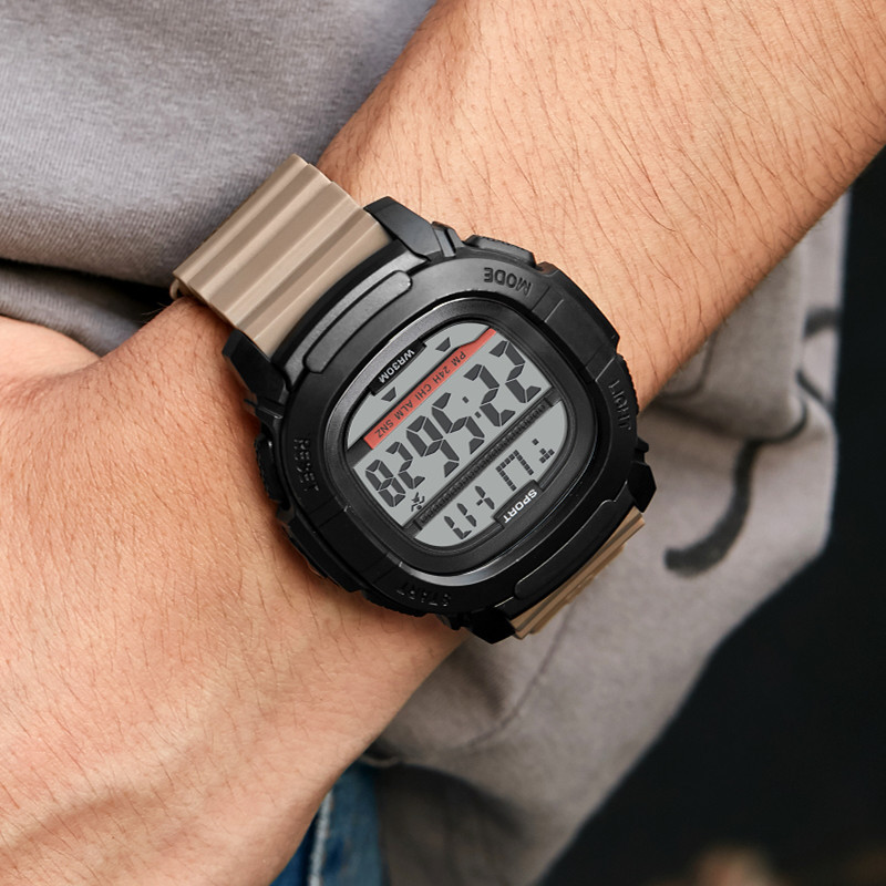 Moda multifuncional reloj electrónico de los hombres deportes al aire libre reloj de pulsera impermeable deportes LED reloj electrónico para adolescentes