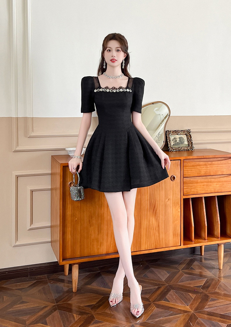 Váy đen bồng xòe cổ vuông thắt eo kiểu công chúa — Màu đen chi tiết 4
