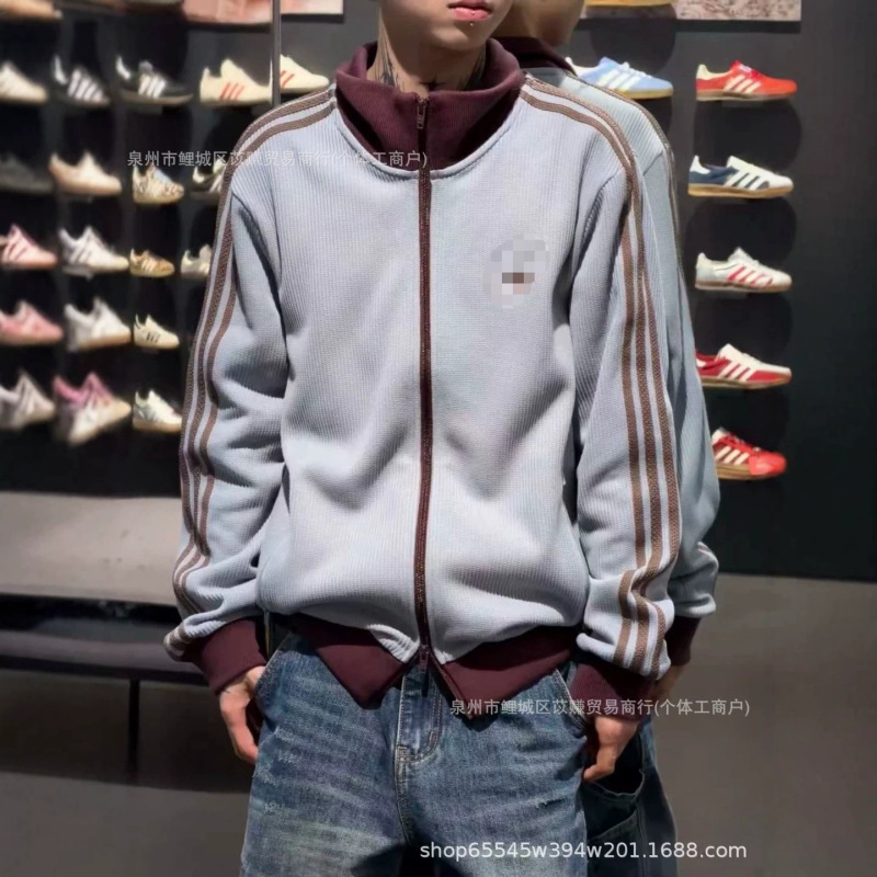Trendy new vintage three-stripe waffle jacket, unisex, loose-fitting, casual, stand-up collar, zip-up jacket Trendy new vintage three-stripe waffle jacket, unisex, loose-fitting, casual, stand-up collar, zip-up jacket