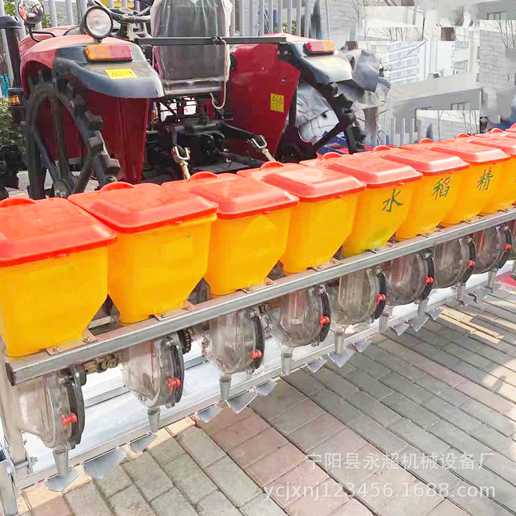 江西水稻种植机器 四轮拖拉机配套水稻穴播机种肥同播旱稻播种机