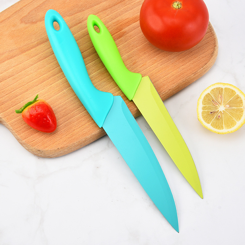 Cuchillo de cocina de mango de plástico cuchillo universal cuchillo de fruta tarjeta de succión cuchillo de cocina de pintura de color cuatro piezas fábrica