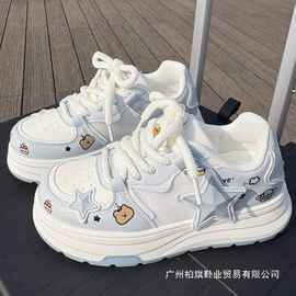 卡通涂鸦风厚底星星小白鞋女2025新款ins透气网面学生百搭潮板鞋