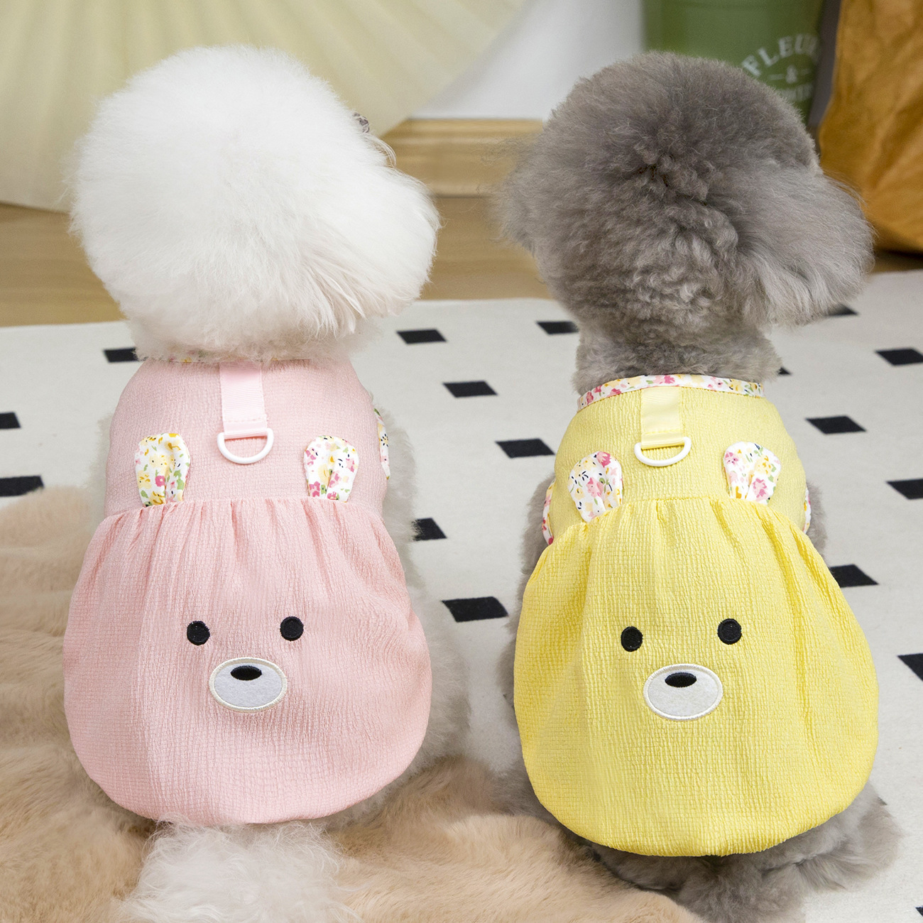 개 옷 봄과 여름 슬링 스커트 테디 Beaumi 곰 작은 개 애완 동물 여름 휴식 곰 견인 티셔츠