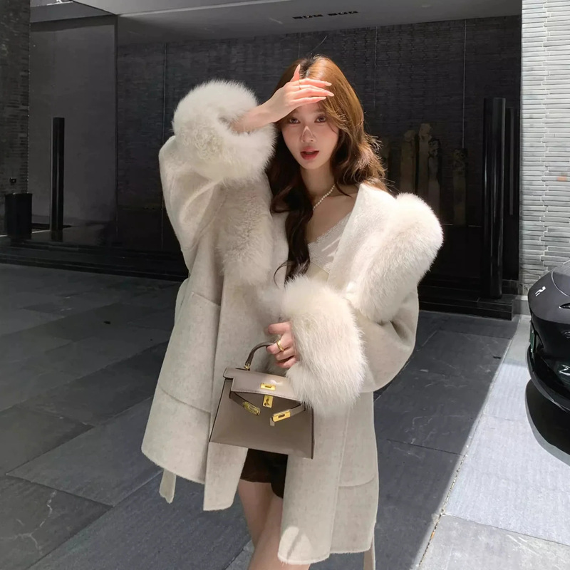 Oversized fox fur collar double-faced cashmere coat for women, 2026 winter new style hooded faux fur wool coat Oversized fox fur collar double-faced cashmere coat for women, 2026 winter new style hooded faux fur wool coat