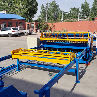 Tunnel mesh welding machine