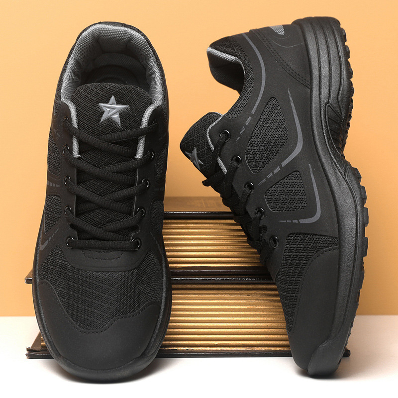 Zapatos de entrenamiento para hombre primavera y otoño al aire libre montañismo zapatos para correr malla negra transpirable y resistente al desgaste entrenamiento ultraligero zapatos casuales para hombre