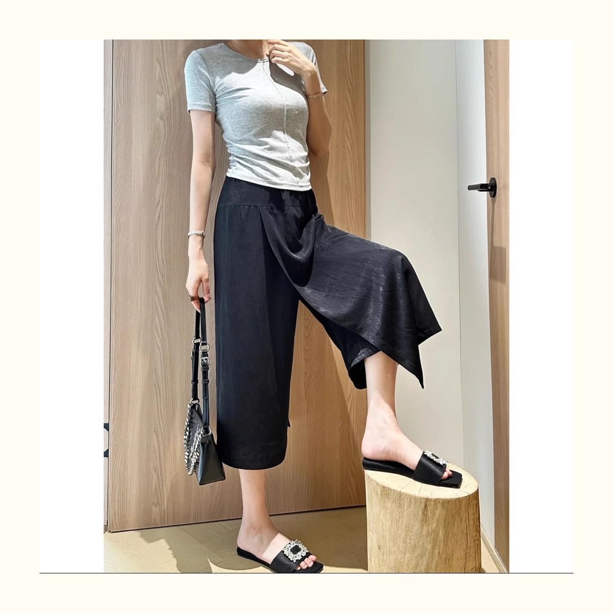 검은 바지 스커트