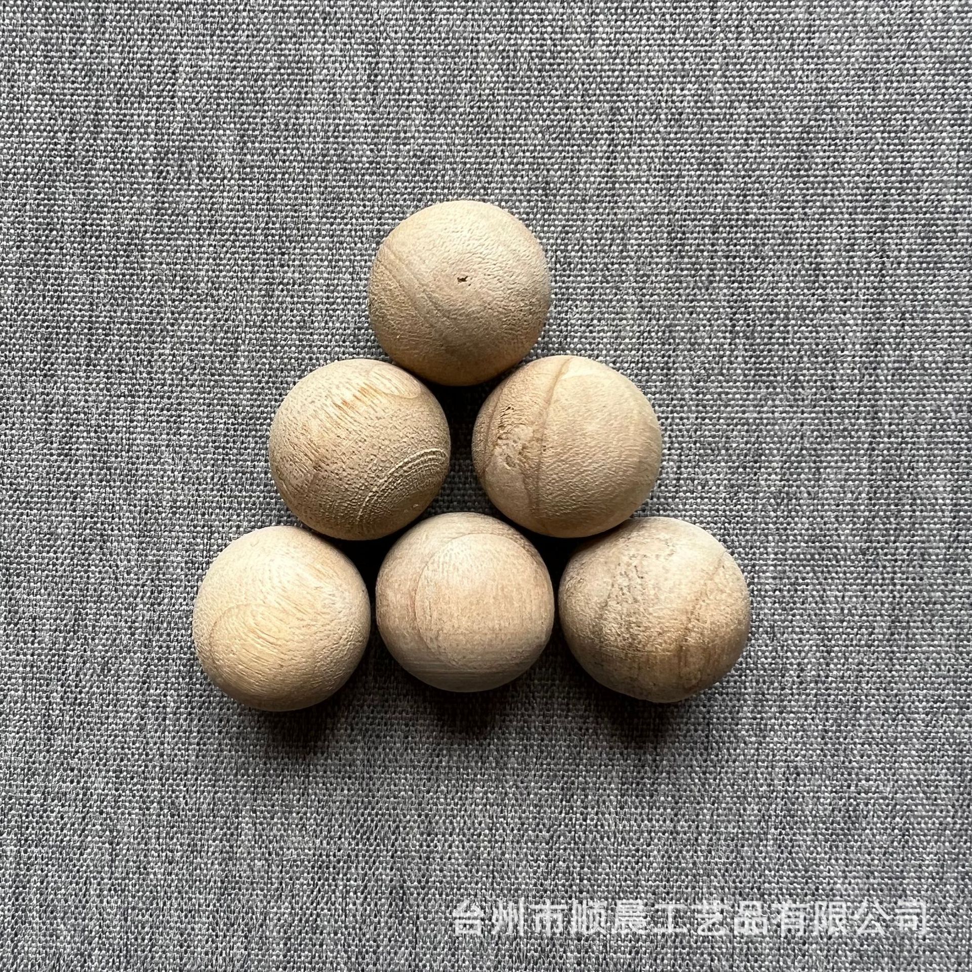 Camphor wood ball insect-proof moisture-proof round ball Solid camphor wood ball home wardrobe insect repellent camphor wood Ball 2cm