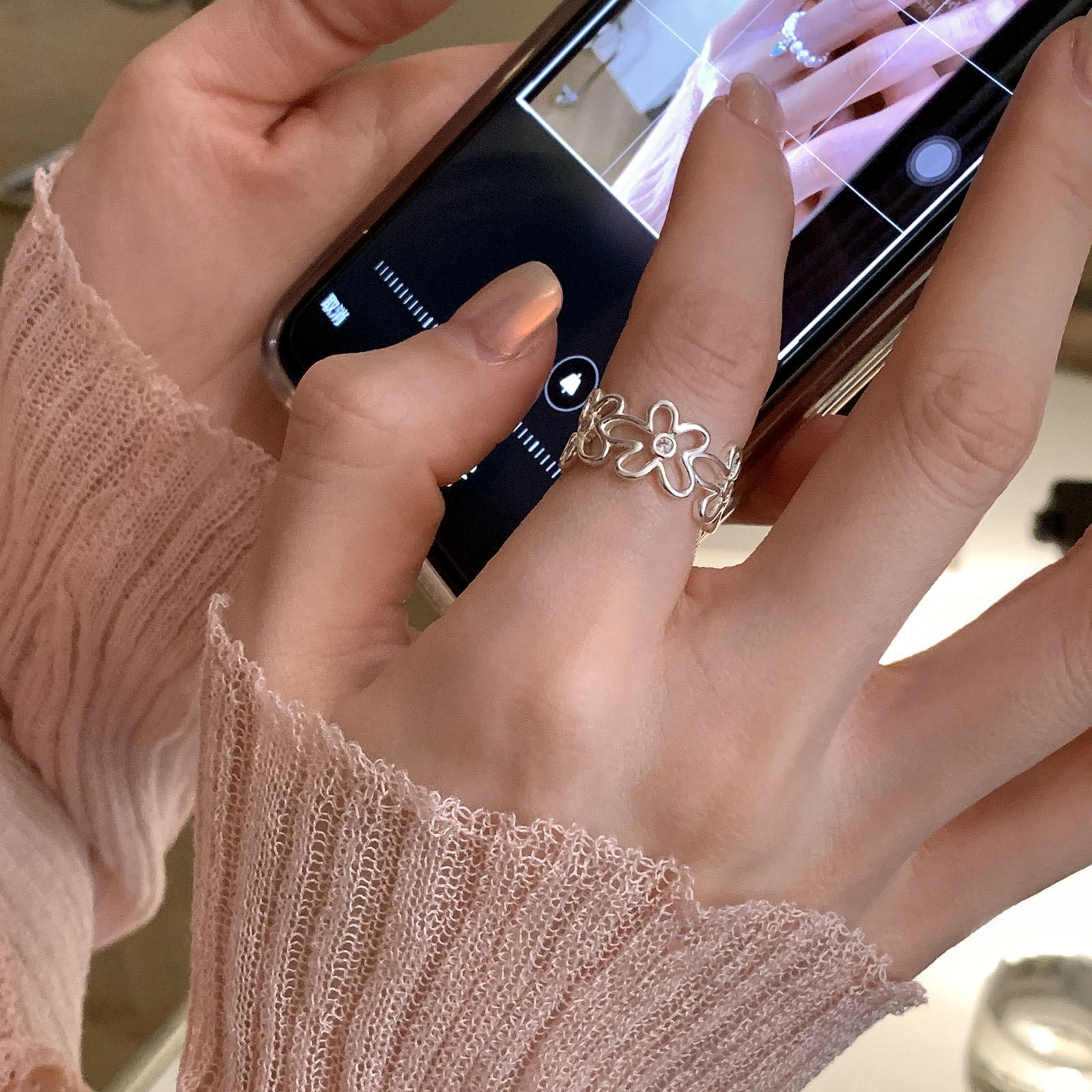 Minimalist Pure Silver Hollow Flower For Women, Simple And Unique Design, Adjustable Index Finger Ring_voghion.com