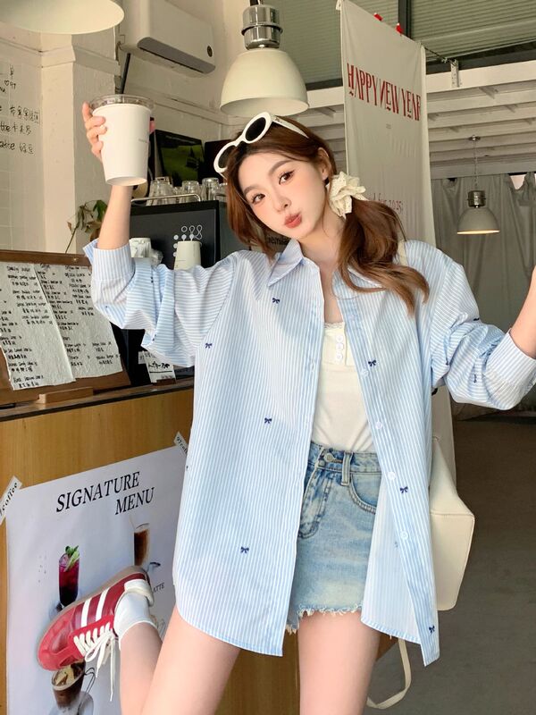 青と白のストライプのリボン甘い長袖シャツ女性のための春と秋のミドル丈シャツ夏の日焼け止めシャツトップス卸売|undefined