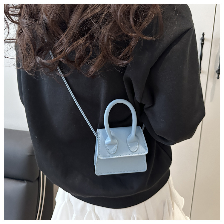 86g Weight Magnetic Buckle Closure Type Single Shoulder Strap, Top Handle Strap Type Shoulder Bag Bags Type Casual Occasion Pu Leather Material Solid Color Pattern All Seasons Season Women's Gender Streetwear Style Square Shape Small Size Women's Small Pu Leather Solid Color Streetwear Square Magnetic Buckle Shoulder Bag 3