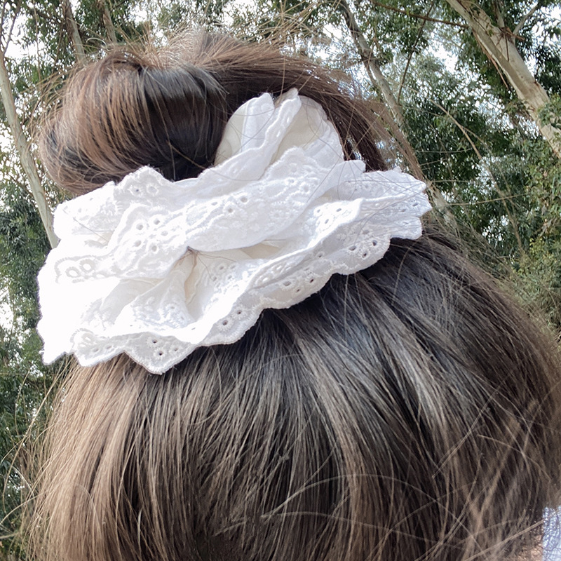 Fashion Solid Color Lace Hollow Out Hair Tie display picture 4