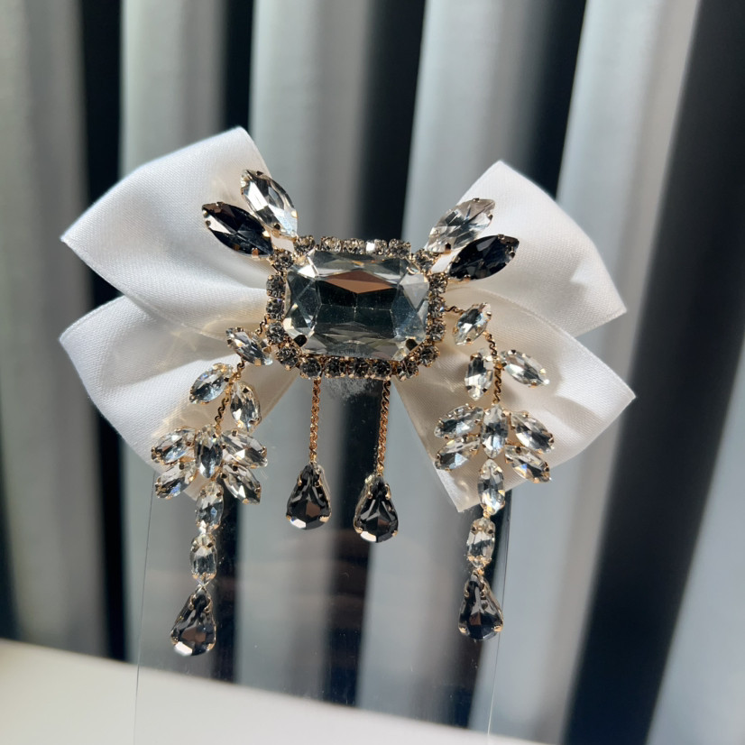 Vintage Schleifenbrosche Mit Strass Elegantes Legierungsaccessoire_voghion.com