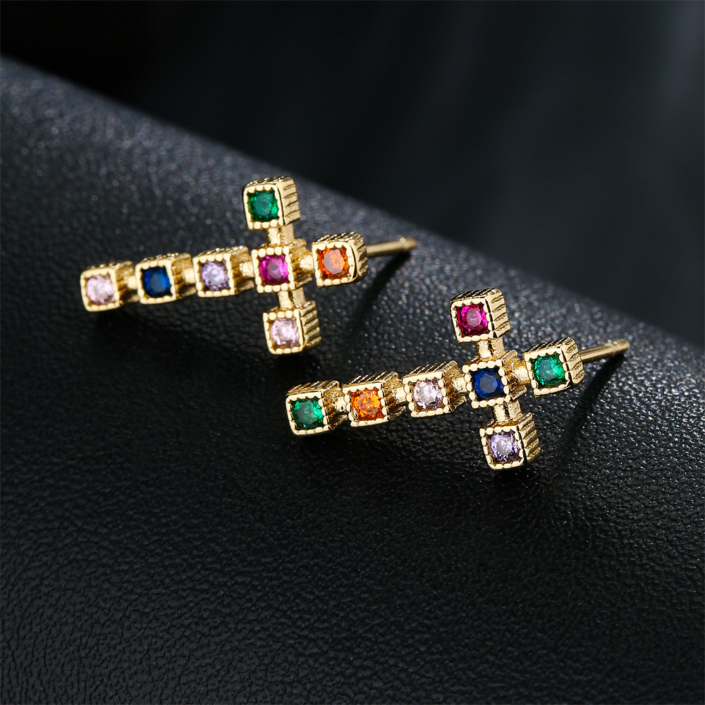 Fashion Copper 18k Gold Three-dimensional Cross Zircon Earrings Female New Stud display picture 2