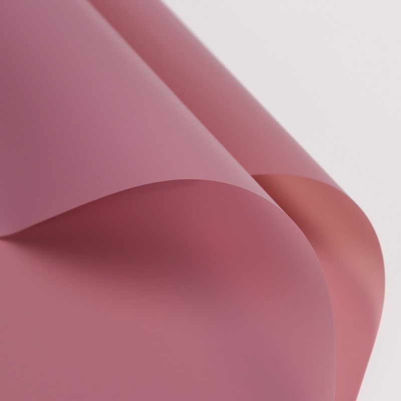 Papel de embalaje de flores de alta calidad al por mayor Papel Ouya impermeable de dos colores al por mayor Fabricante de papel de flores de bolsa de regalo hecho a mano creativo