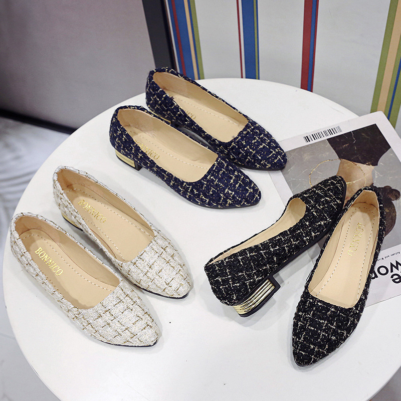 Foreign Trade Large Size Single Shoes 2026 New Style Flat Single Shoes for Women Versatile Pointed Toe Shoes Soft Sole Non-Slip All-Season Work Shoes for Women Foreign Trade Large Size Single Shoes 2026 New Style Flat Single Shoes for Women Versatile Pointed Toe Shoes Soft Sole Non-Slip All-Season Work Shoes for Women