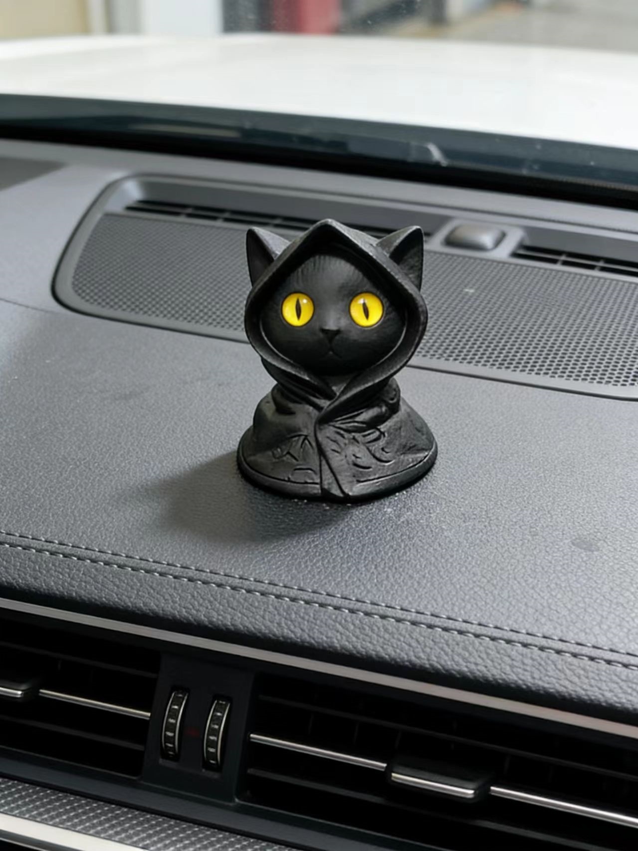 Super Cute Cat Car Ornaments, High-Quality Dark Night Black Cat Decorations for Car Dashboard and Rear