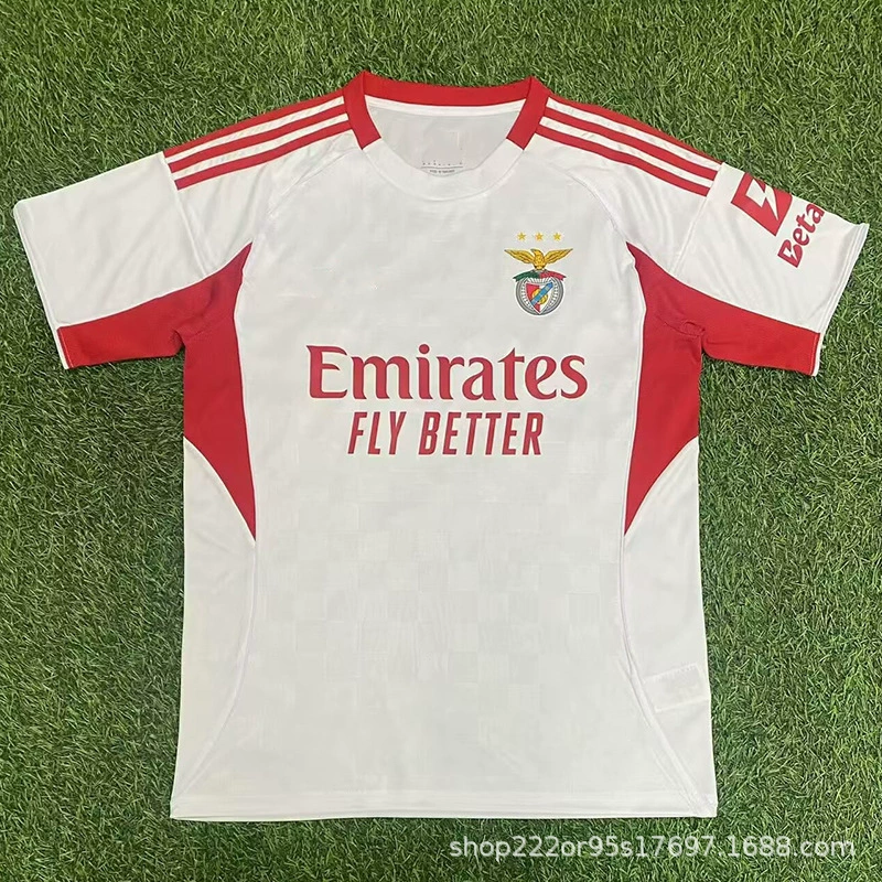 Футбольная форма Blue Cross Chivas Aston Villanovokusen Feyenoord Notts Forest свитер/майка?