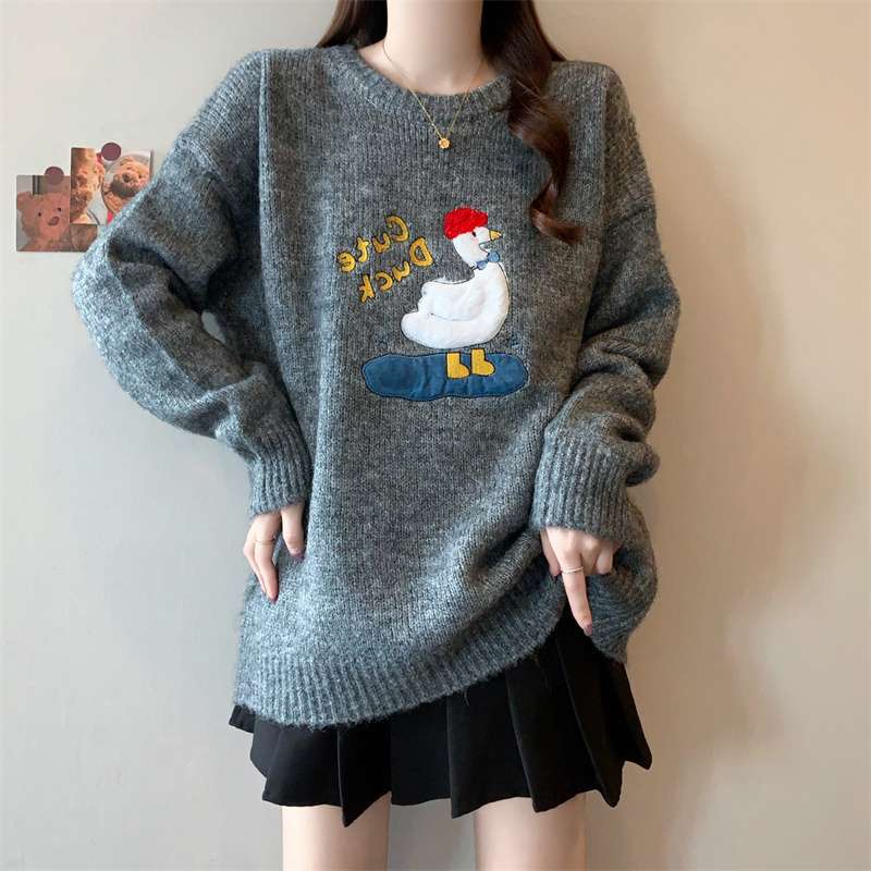 Lazy Style Sweet Duck Embroidered Knitwear 2025 Autumn and Winter Loose Outer Wear Soft and Age-Reducing Pullover Knitwear