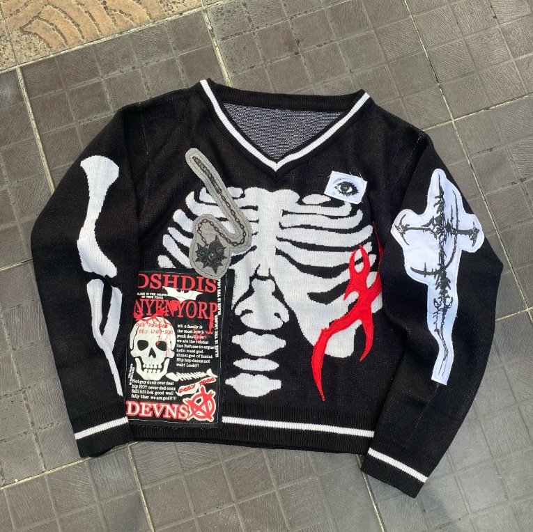 Europa y los Estados Unidos transfronterizos Halloween oscuro esqueleto impresión suéter de cuello en v camisa de punto de moda oscuro retro blusa suelta