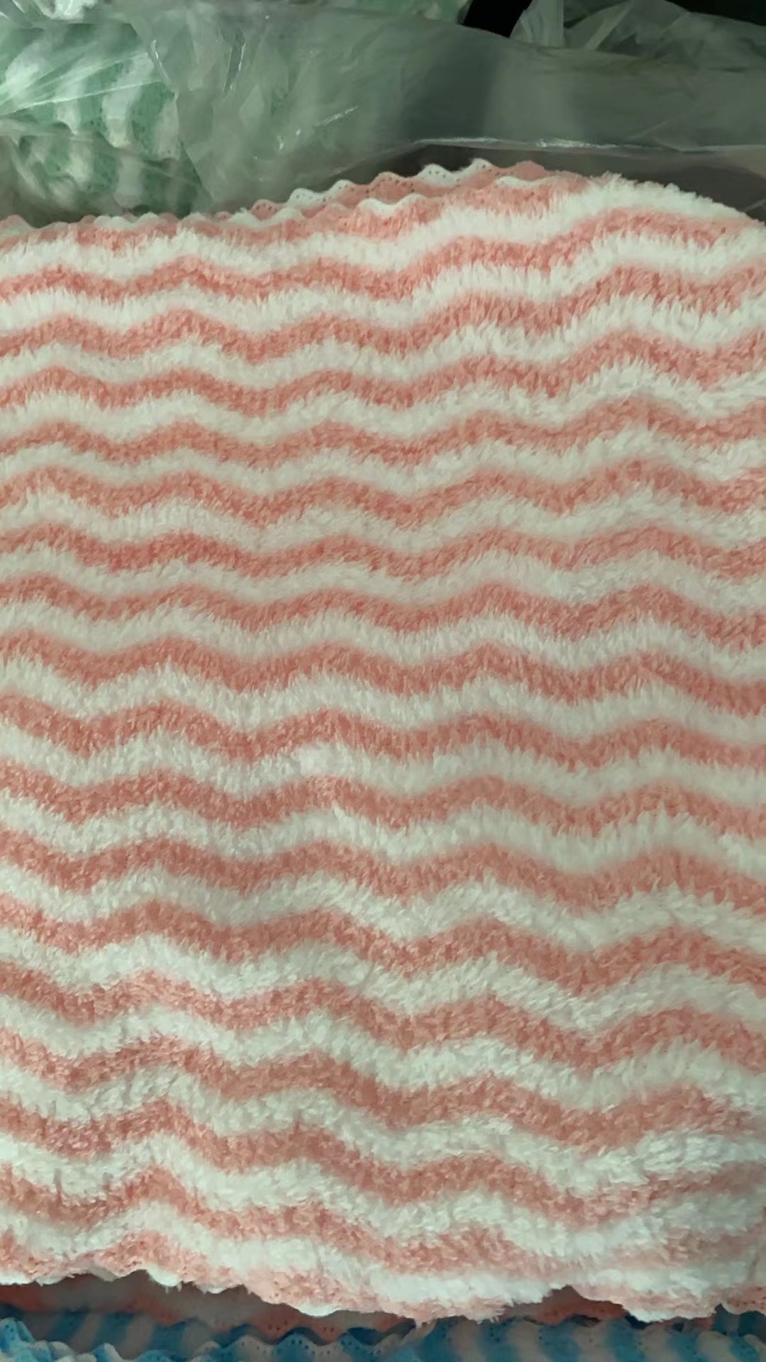Pink water ripple / Solid color square 30*30cm