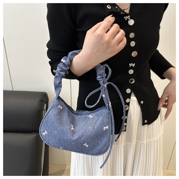 Denim cute little bag, fashionable trendy bag, zipper pleated printed shoulder bag, women's underarm small bag, student bag