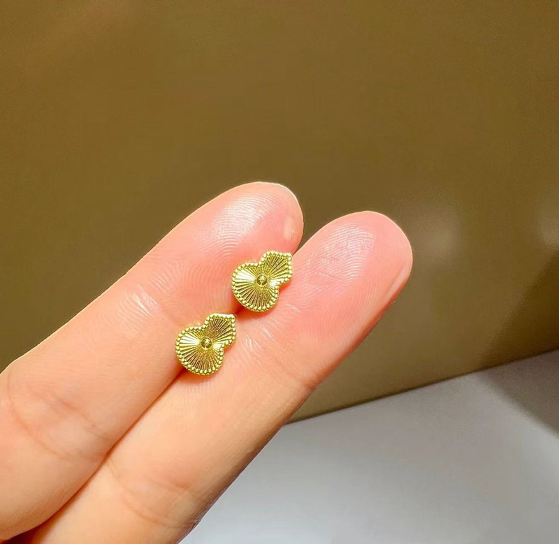 银针欧美夸张爱心蝴蝶结几何耳环金属风设计感耳钉新款个性耳饰女|undefined