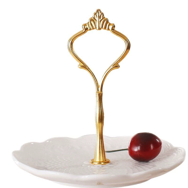 Creative relief European -style ceramic three -layer stringing water fruit plate spinestone