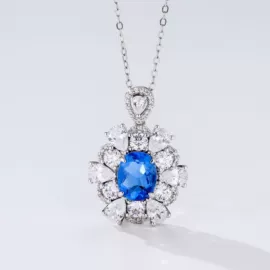 戒指;项链;耳环